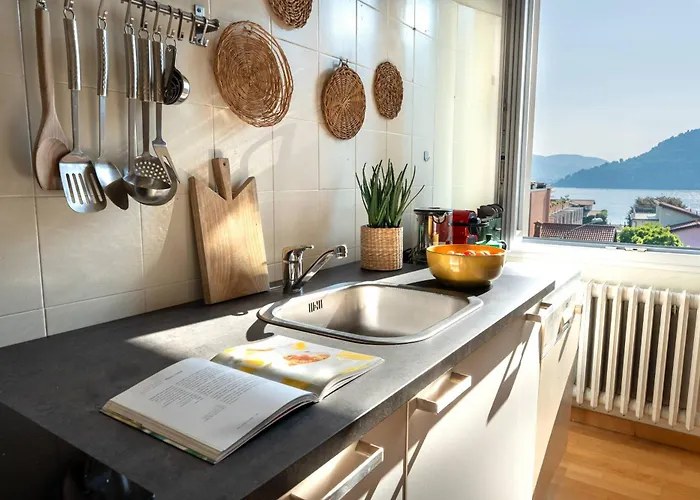 Apartment Terrace Over - By Myhomeincomo